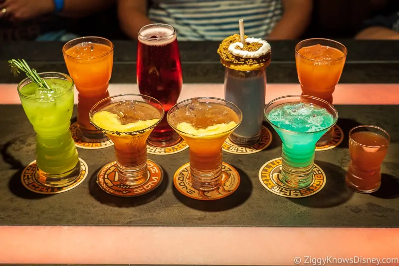 drinks at Oga's Cantina