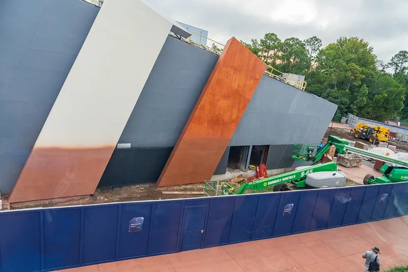 painting side of building Guardians of the Galaxy Coaster updates October 2019