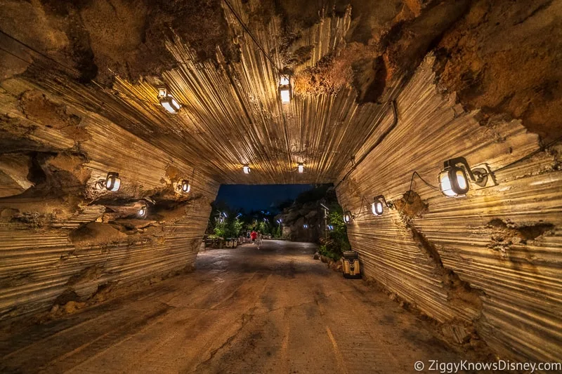 entrance tunnel to Star Wars Galaxy's Edge at night