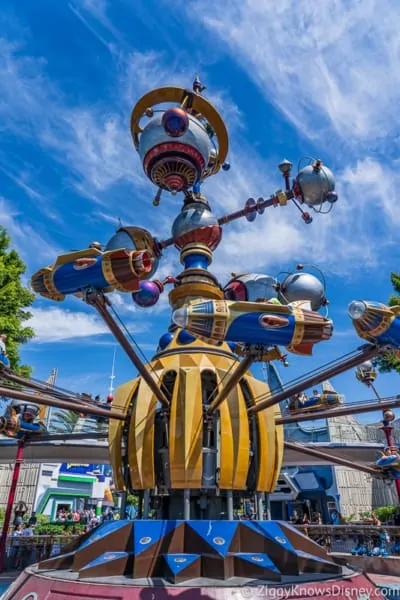 Astro Orbiter Tomorrowland Disneyland