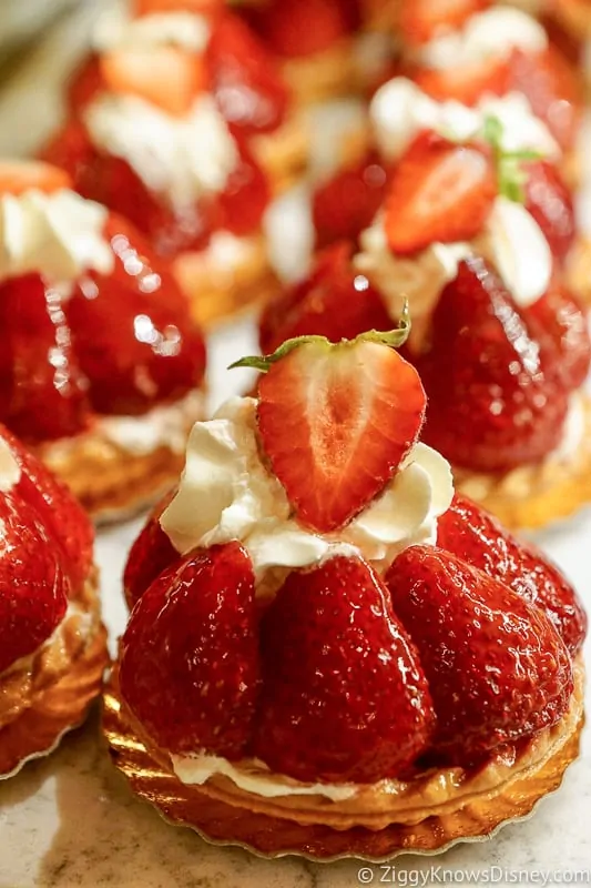 Fraises Strawberry tart France pavilion Best Snacks at Epcot