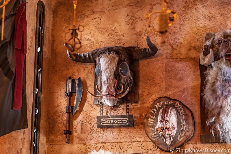 animal heads in Dok Ondar's Den of Antiquities Galaxy's Edge 6