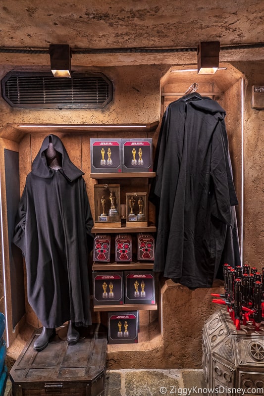 Dok Ondar's Den of Antiquities Merchandise Sith robes