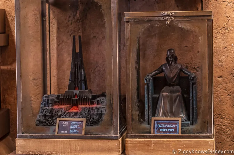 Dok Ondar's Den of Antiquities Merchandise Sith statues