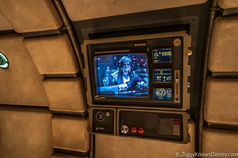 Hondo pre-show video before entering cockpit of Millennium Falcon Smuggler's Run