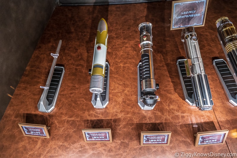 Galaxy's Edge Legacy Lightsabers Dok Ondar's Star Wars