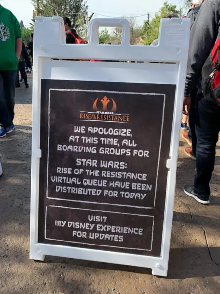 Boarding Groups unavailable sign Rise of the Resistance