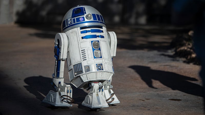 Testing roving droids in Star Wars: Galaxy's Edge