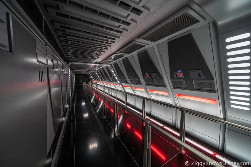 hallway of star destroyer Rise of the Resistance 