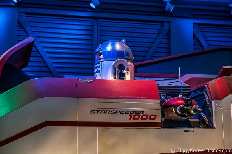 Disney's Hollywood Studios Rides R2-D2 in Star Tours queue