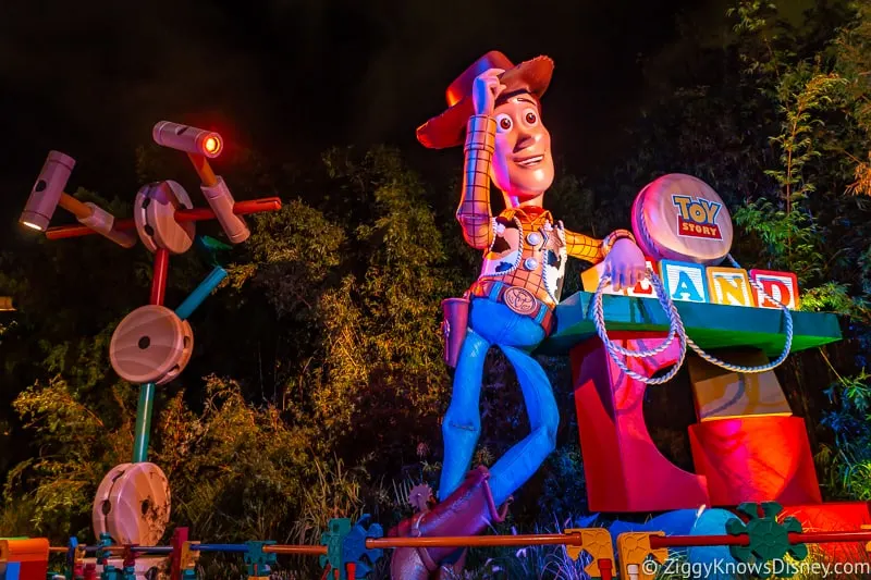 Hollywood Studios Touring Plan Woody Statue Toy Story Land