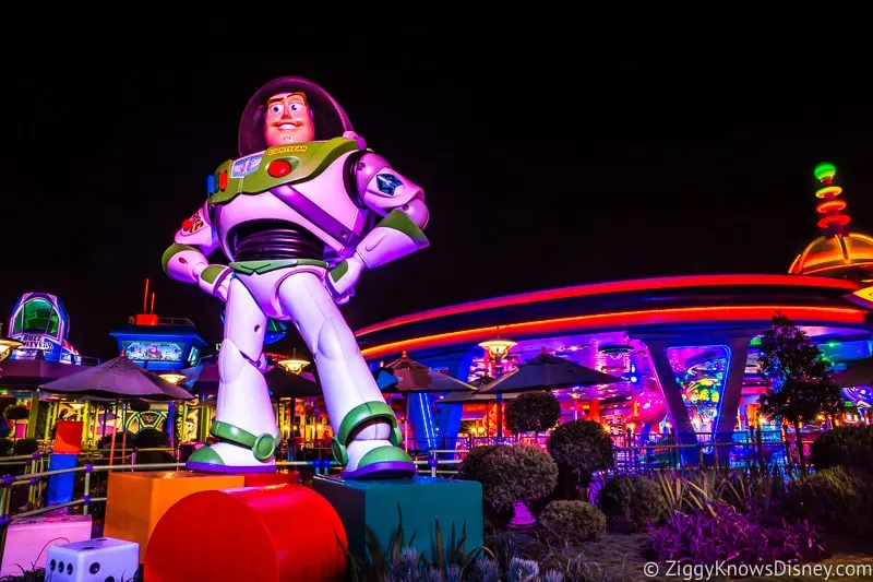 Buzz Lightyear Statue Toy Story Land Hollywood Studios Touring Plan