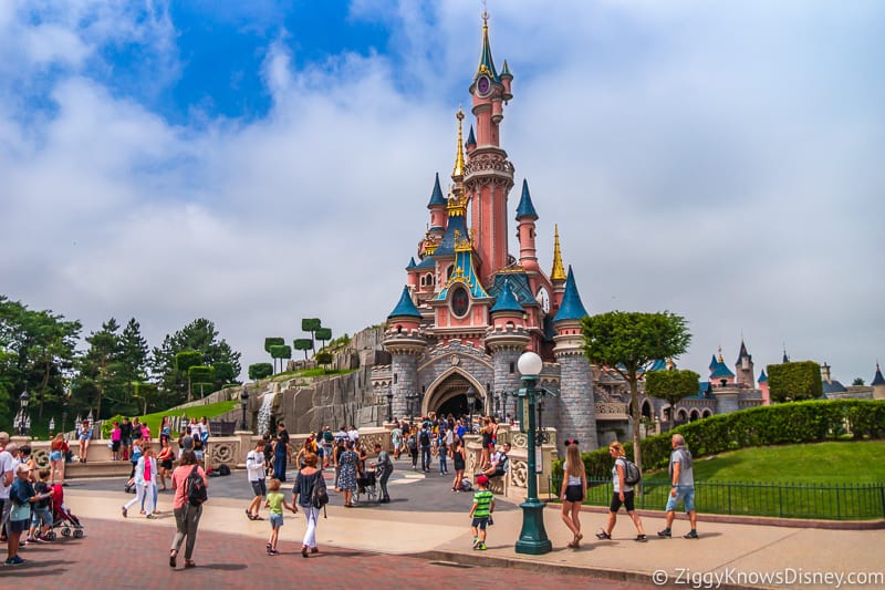 Sleeping Beauty Castle Disneyland Paris closure