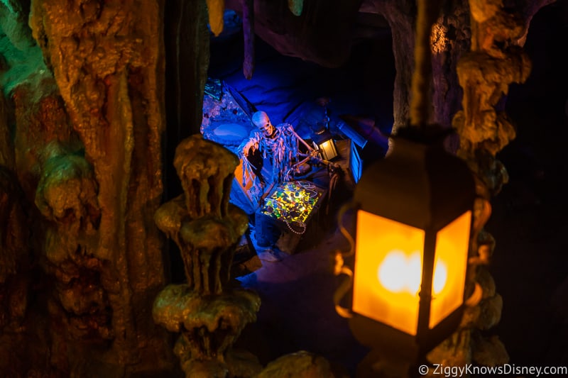 Disneyland Paris closure pirates