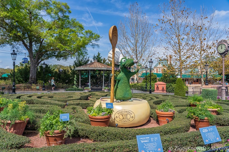 Remy Topiary Epcot Flower and Garden Festival