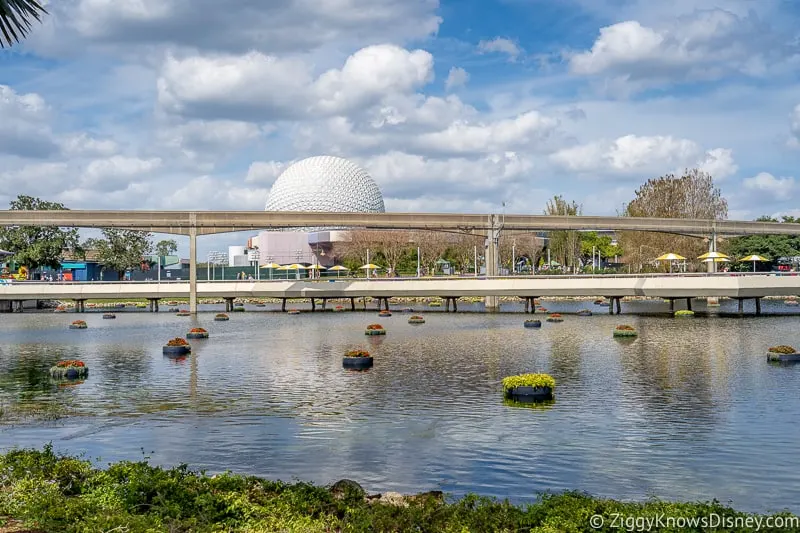Walt Disney Disney World theme park reservations