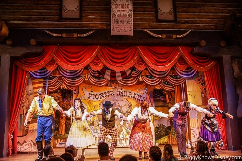 Hoop-Dee-Doo Revue stage performers