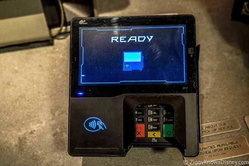 contactless payment Walt Disney World Dining