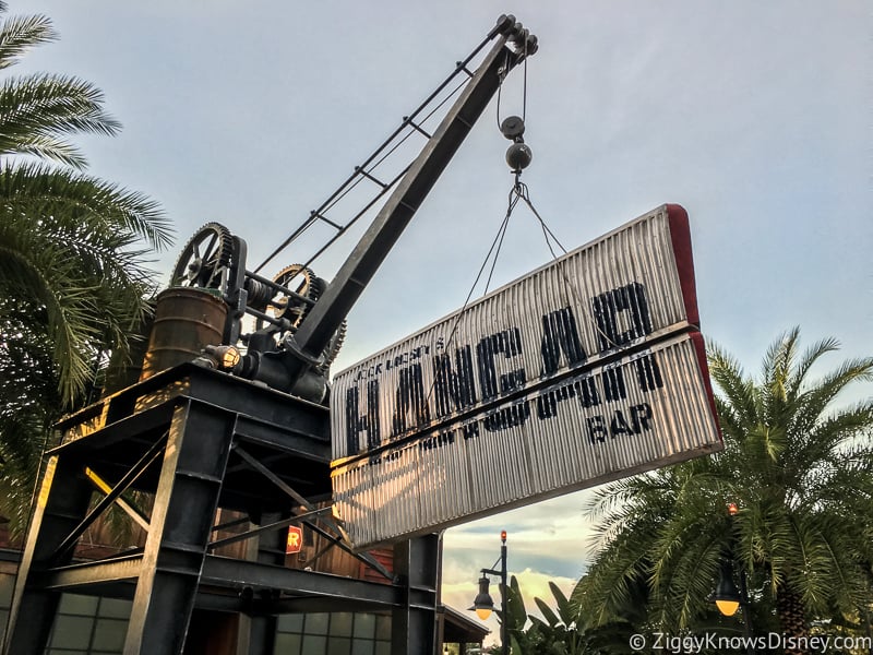 Jock Lindsey's Hanger Bar Disney Springs