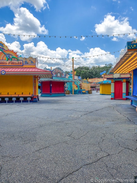 Empty Dinoland USA in Disney's Animal Kingdom