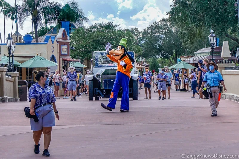 Goofy in front of Mickey and Friends World Tour Character Cavalcade