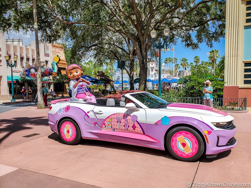 Disney Junior Character Cavalcade Hollywood Studios