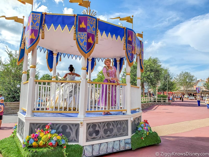 Rapunzel Character Cavalcade Magic Kingdom