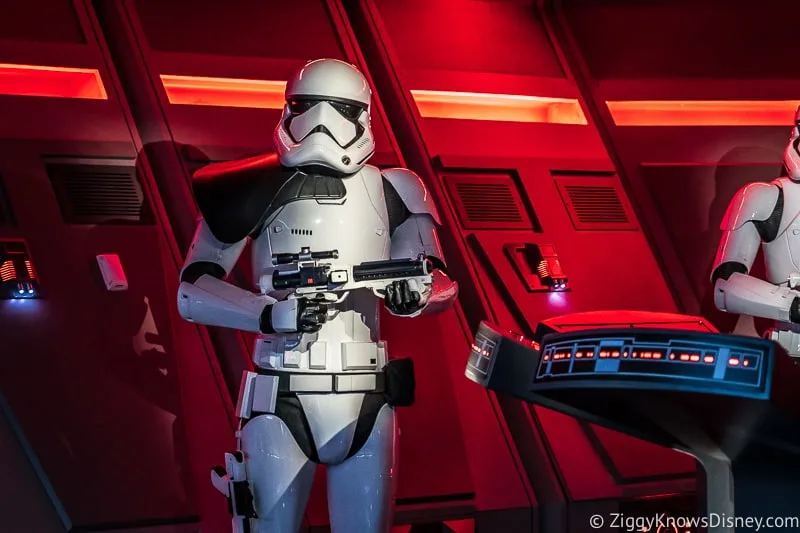 Stormtrooper Guard on Rise of the Resistance ride