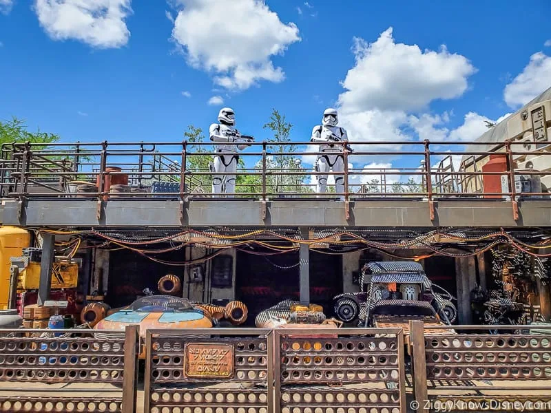 Star Wars characters distancing in Hollywood Studios after Reopening