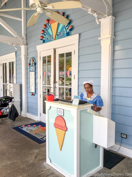 Entrance to Beaches and Cream Soda Shop