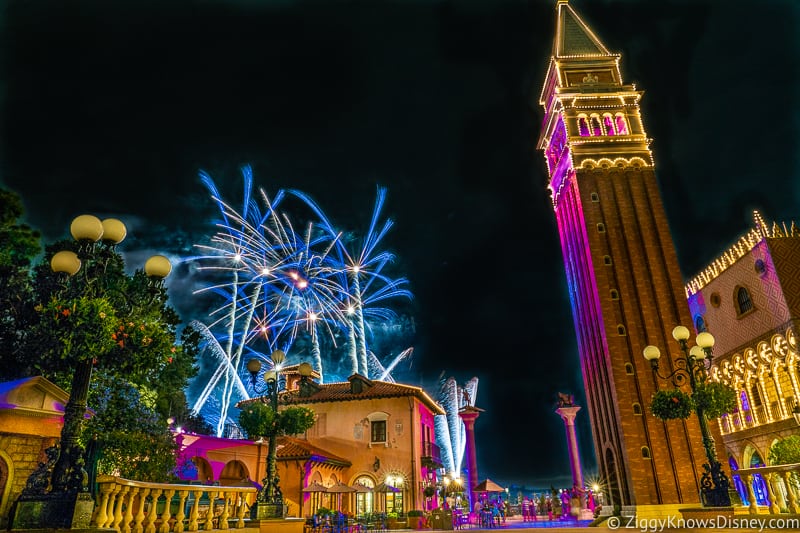 Fuochi d'artificio di EPCOT dal Padiglione Italia