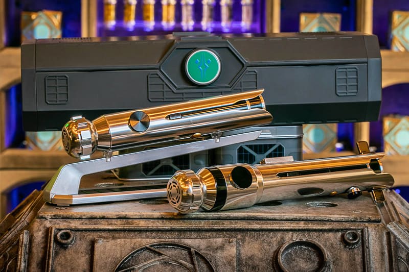 Ahsoka Legacy Lightsaber Dok Ondar's