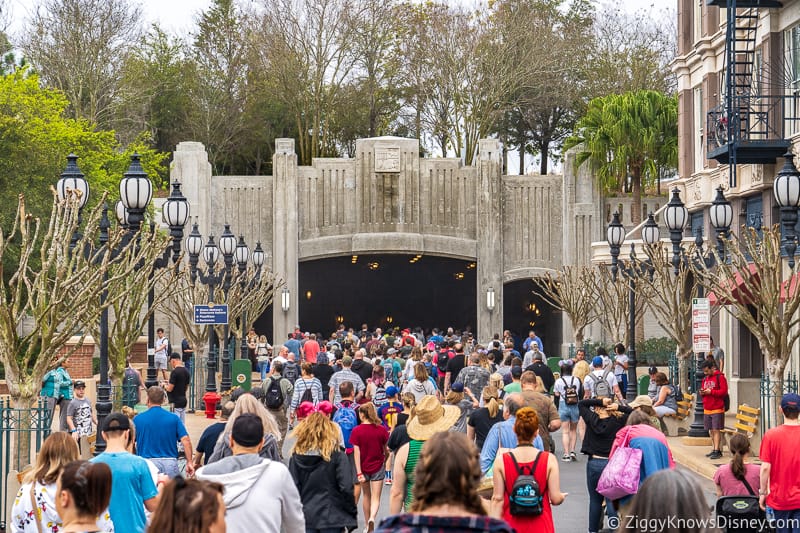 galaxy's Edge tunnel in Grand Avenue