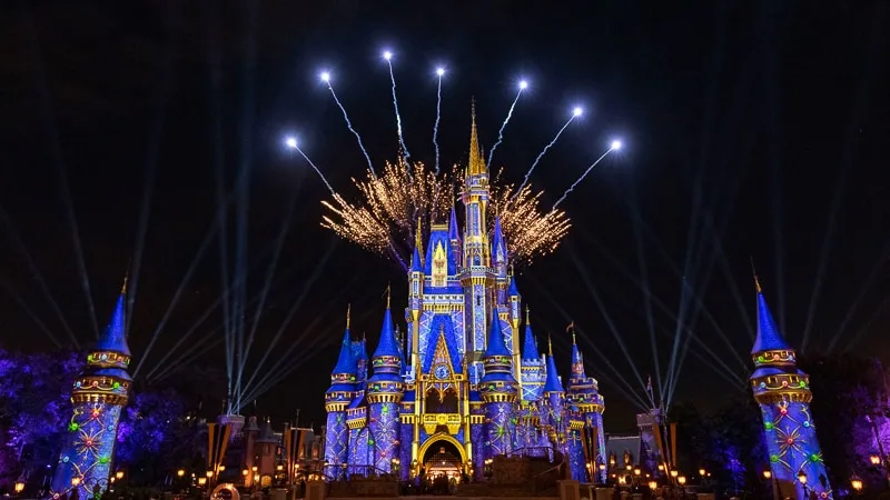 Cinderella Castle holiday projection show fireworks