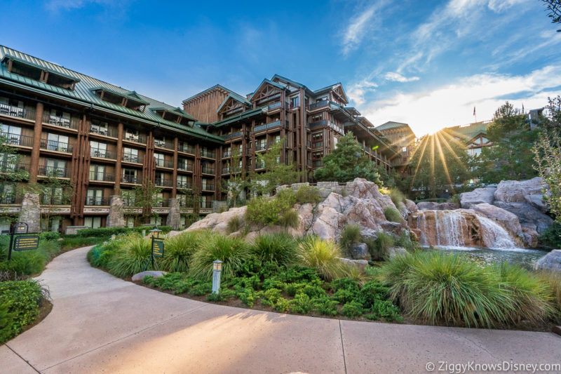 Disney's Wilderness Lodge with sunburst