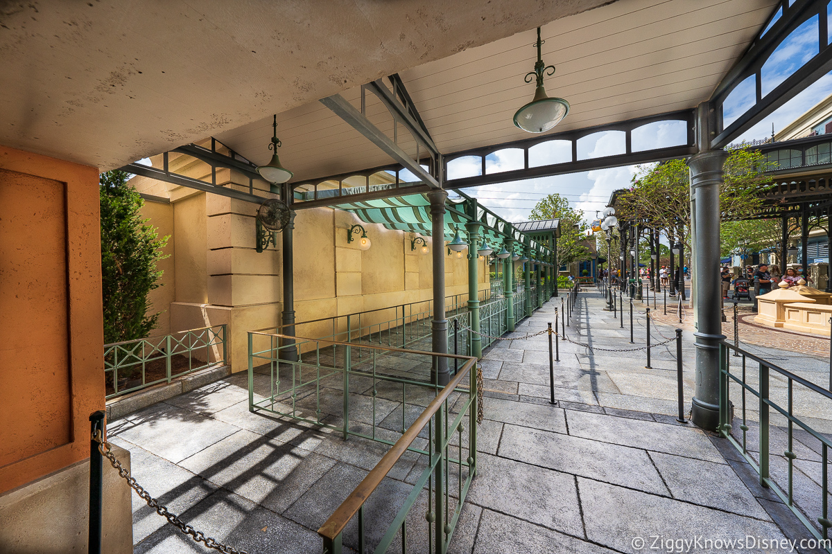 Remy's Ratatouille Adventure queue entrance