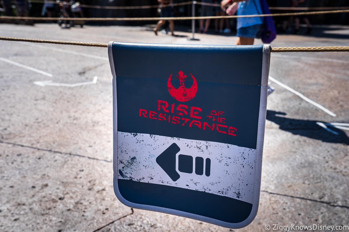 sign for Rise of the Resistance in standby line