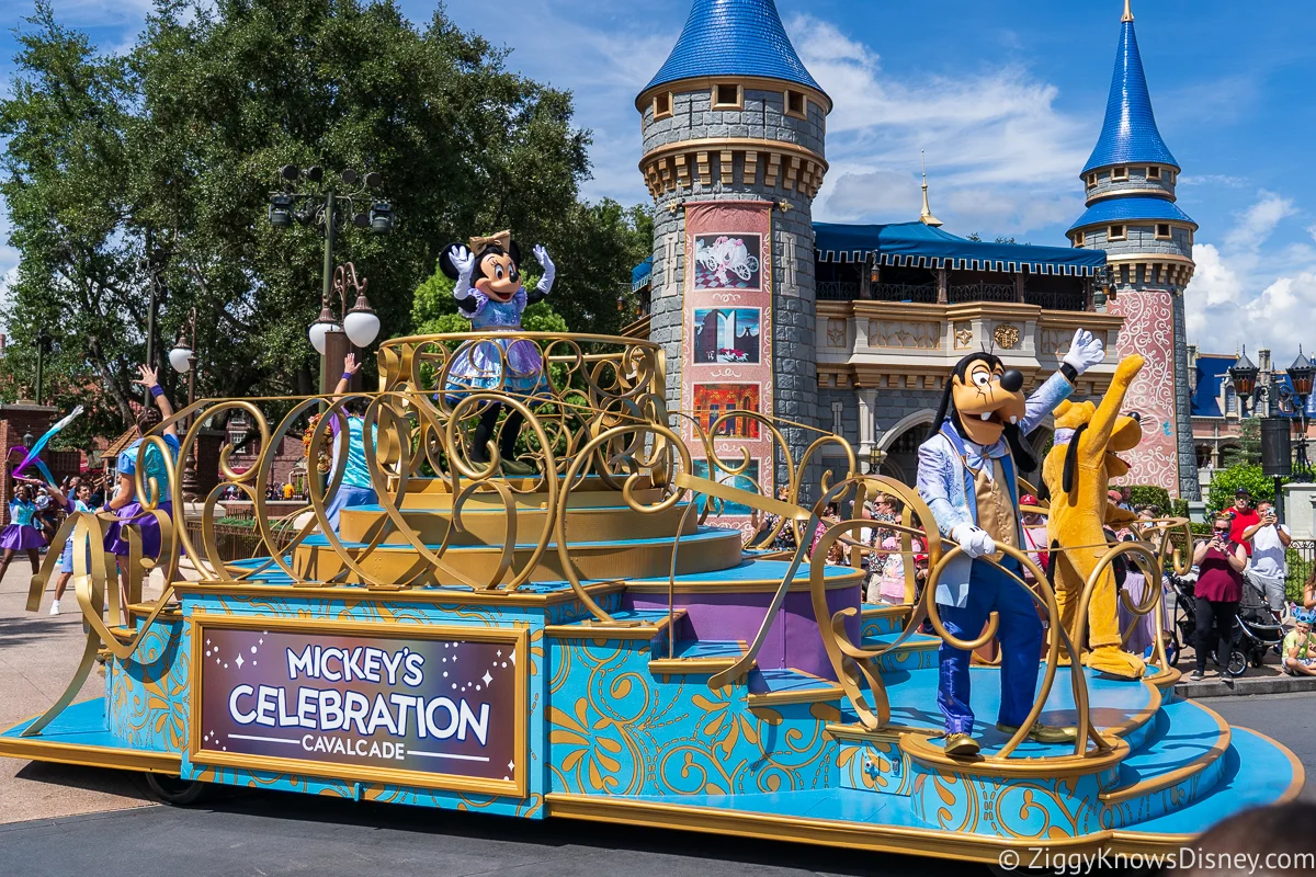 Minnie's 50th Anniversary Cavalcade