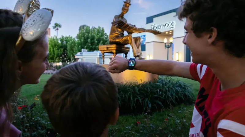 MagicBand+ with family at Hollywood Studios