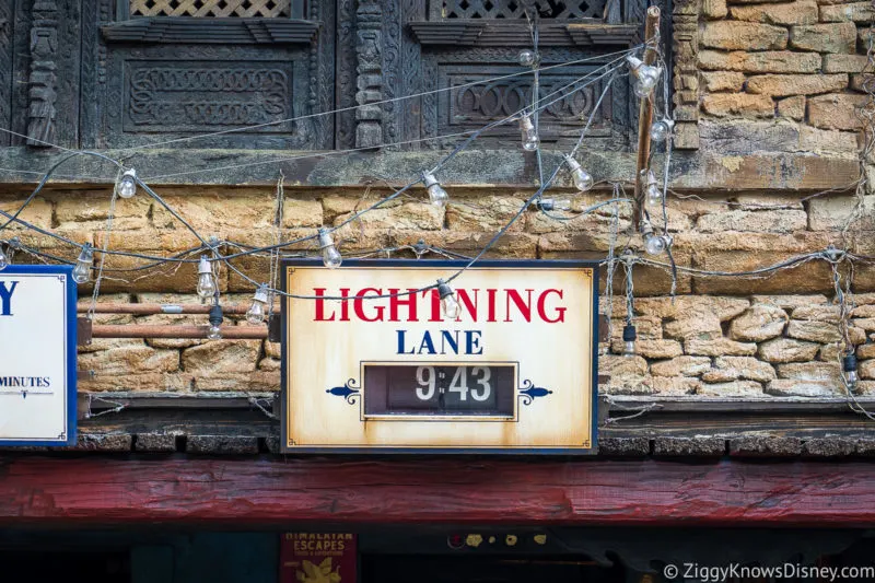 Lightning Lane sign at Expedition Everest