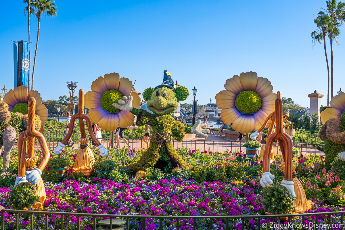 Sorcerer Mickey and Fantasia Topiaries 2022 EPCOT Flower and Garden Festival