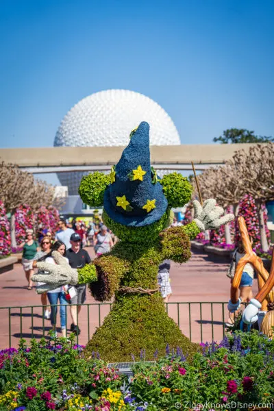 Sorcerer Mickey Topiary 2022 EPCOT Flower and Garden Festival