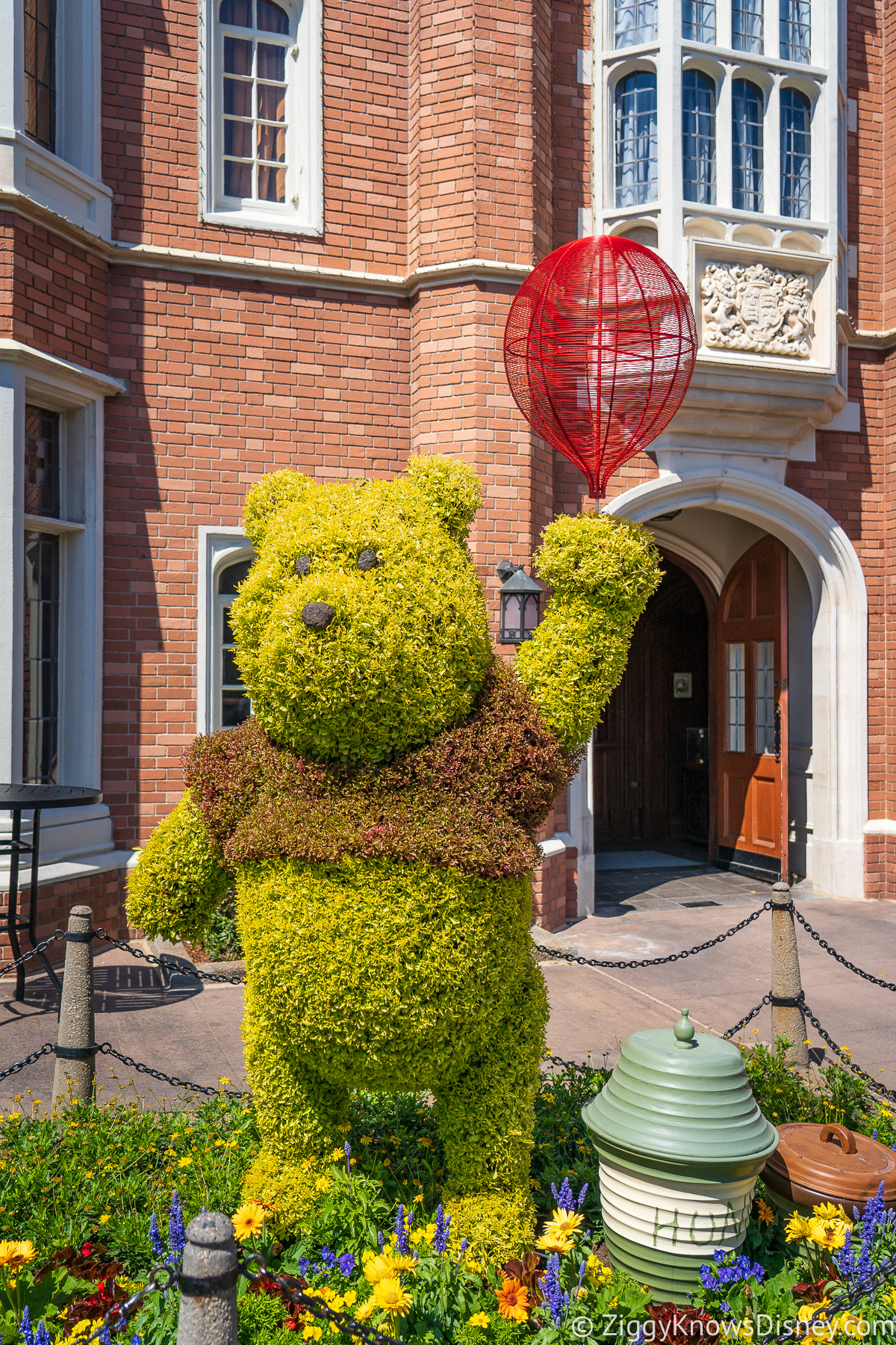 Winnie the Pooh Topiary 2022 EPCOT Flower and Garden Festival
