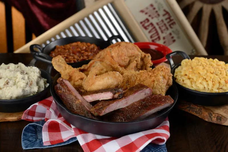 Fried Chicken and Ribs Hoop-Dee-Doo Musical Revue