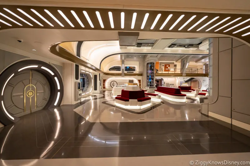 Arriving in the atrium of Star Wars: Galactic Starcruiser