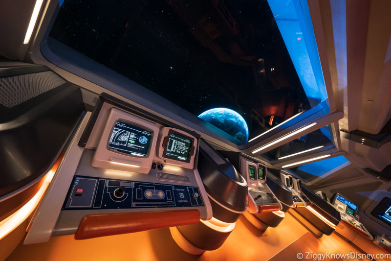 Bridge Training Ops Star Wars: Galactic Starcruiser