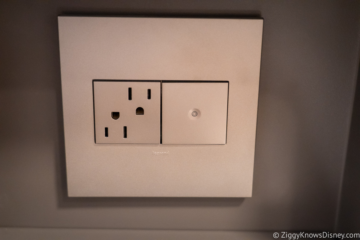 Power Outlet and light switch in Star Wars Galactic Starcruiser Hotel Rooms