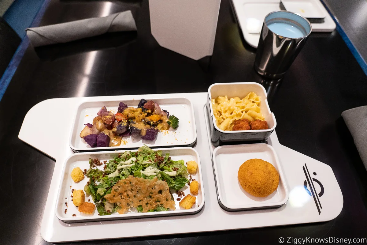 Tray of lunch Crown of Corellia Dining Room