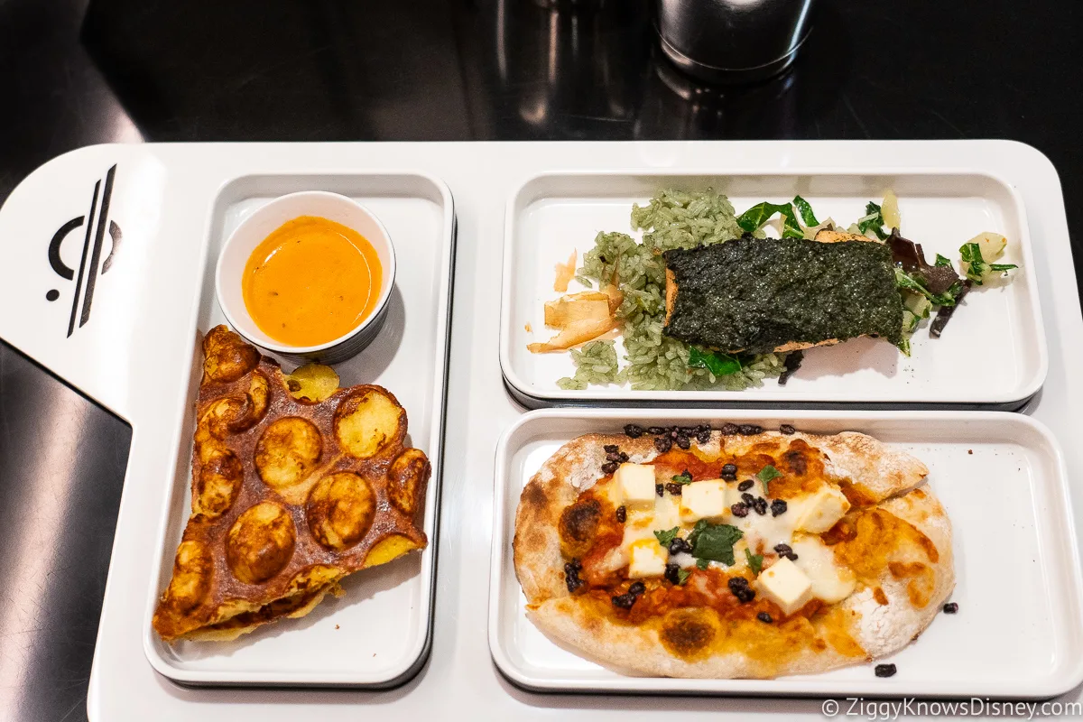 Tray of lunch food at Crown of Corellia Dining Room