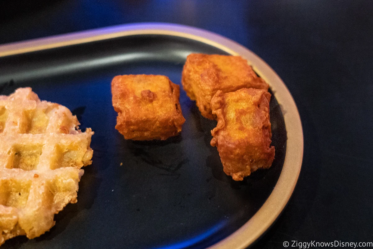 Fried Tip Yip Chicken Chunks Crown of Corellia Dining Room